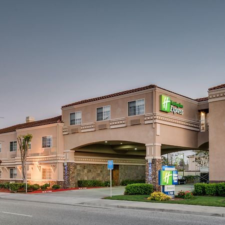 Holiday Inn Express & Suites Santa Clara By Ihg Екстер'єр фото