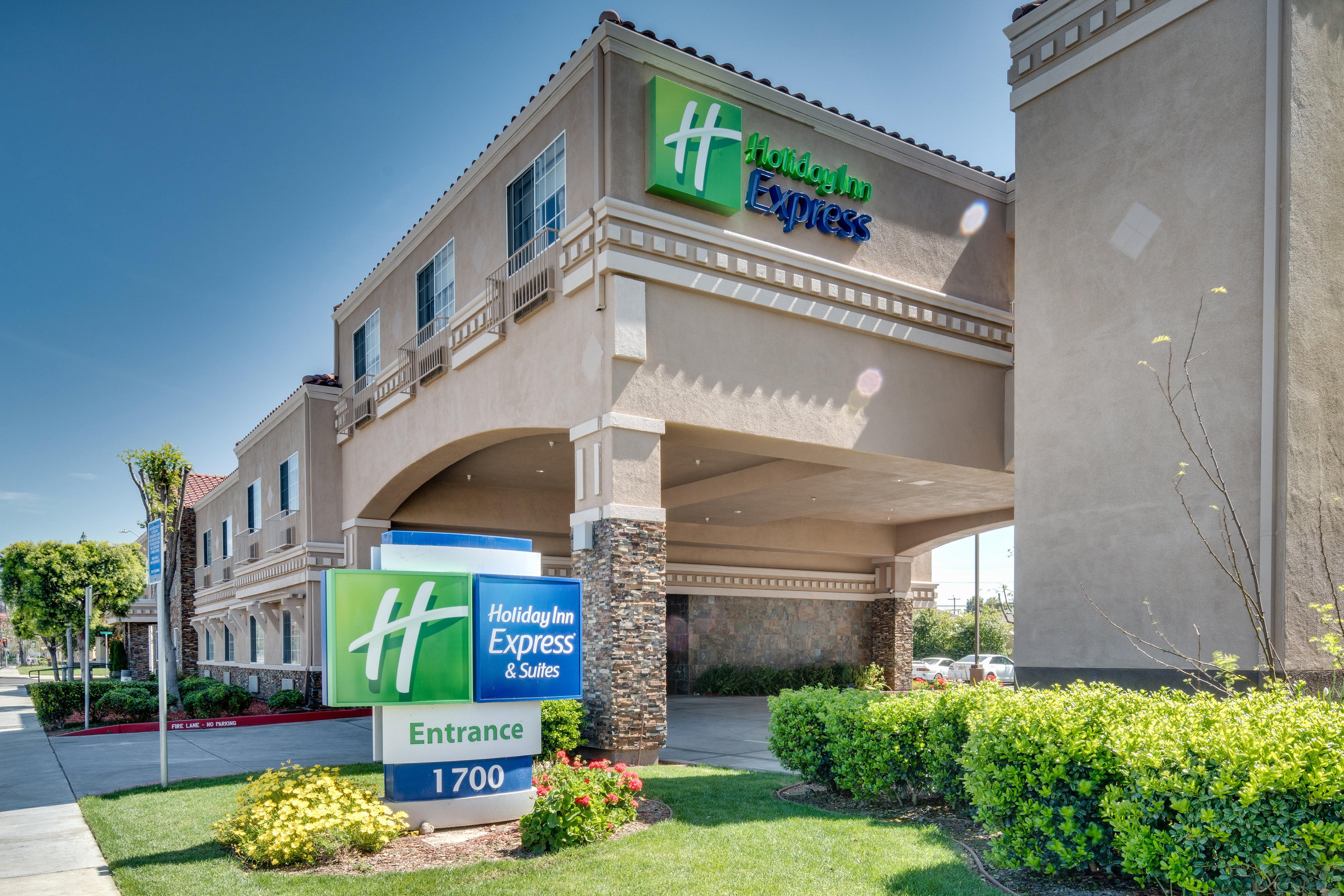 Holiday Inn Express & Suites Santa Clara By Ihg Екстер'єр фото