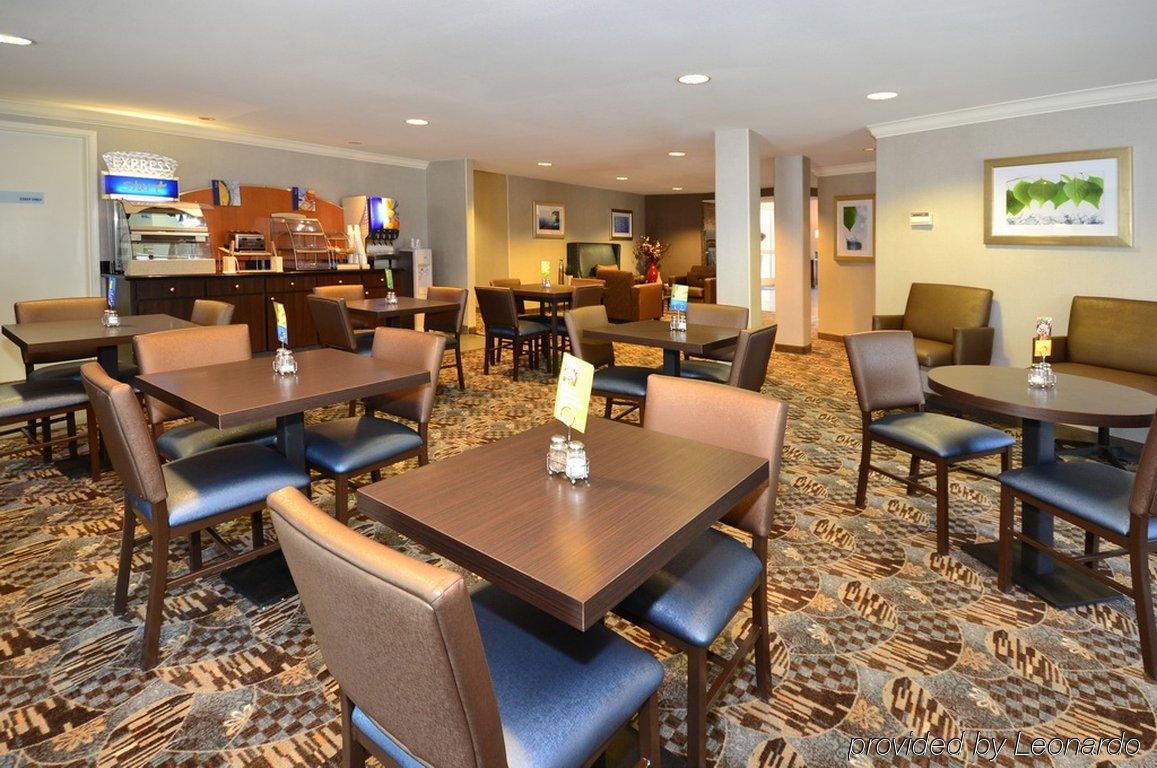 Holiday Inn Express & Suites Santa Clara By Ihg Ресторан фото